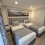 Ξενοδοχείο Trend Old 4*